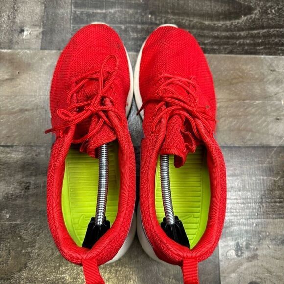 Nike Men’s Size 11.5 Roshe Run Low Running Shoes Red White Athletic Sneakers